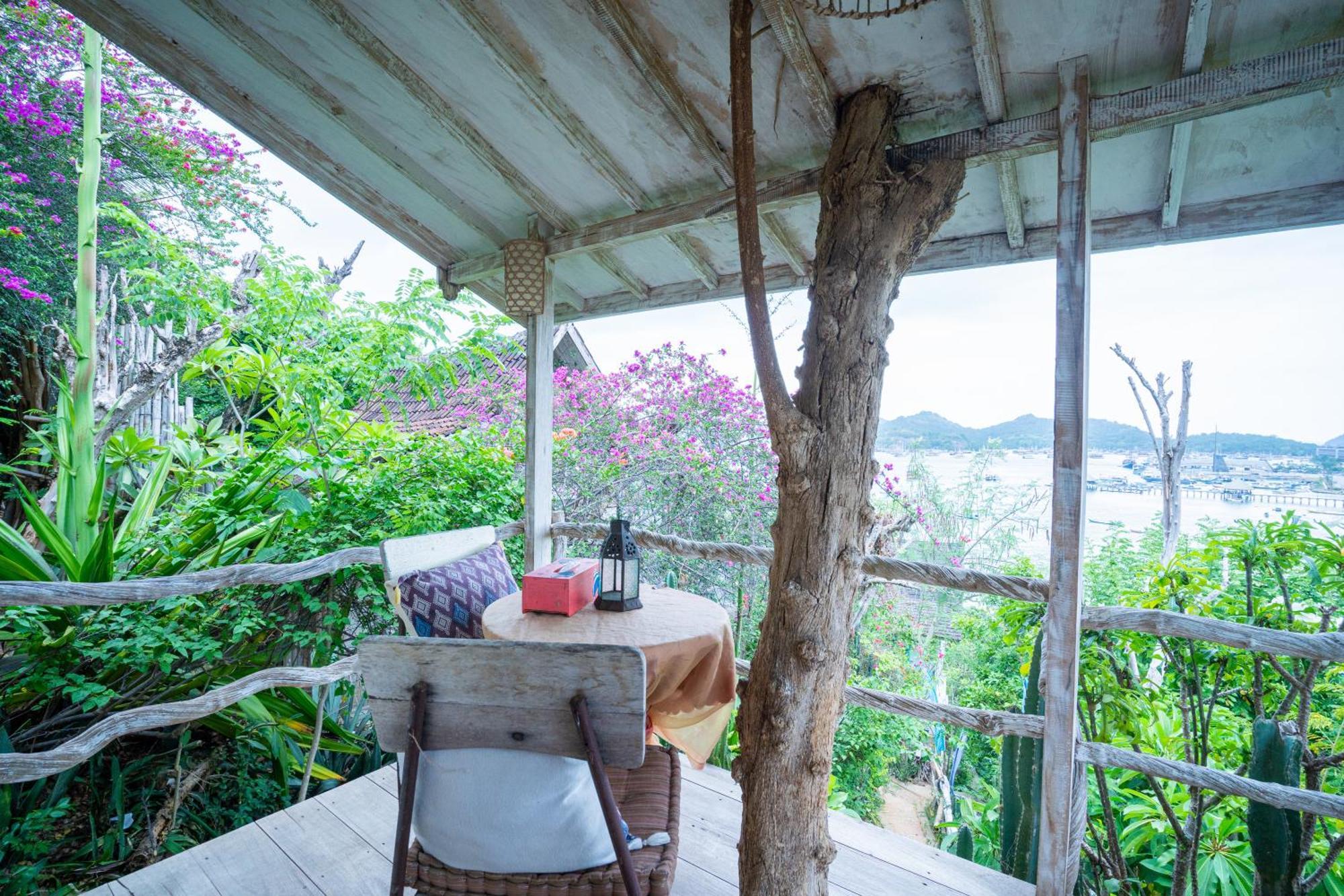 Hotel Selini Hills à Labuan Bajo Extérieur photo